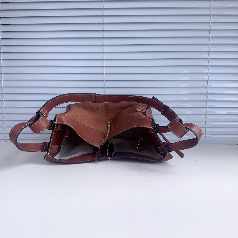 Loewe 羅意威 小號吊床 棕色-4