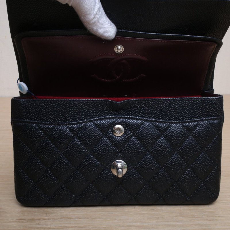 CHANEL CF口蓋包小號23黑色荔枝牛皮31開銀扣菱格紋肩背包-3