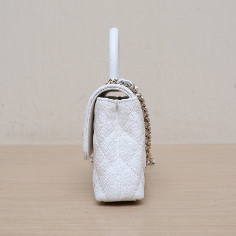 CHANEL CocoHandle15.5白色荔枝牛皮鐳射標淺金扣肩背包-4