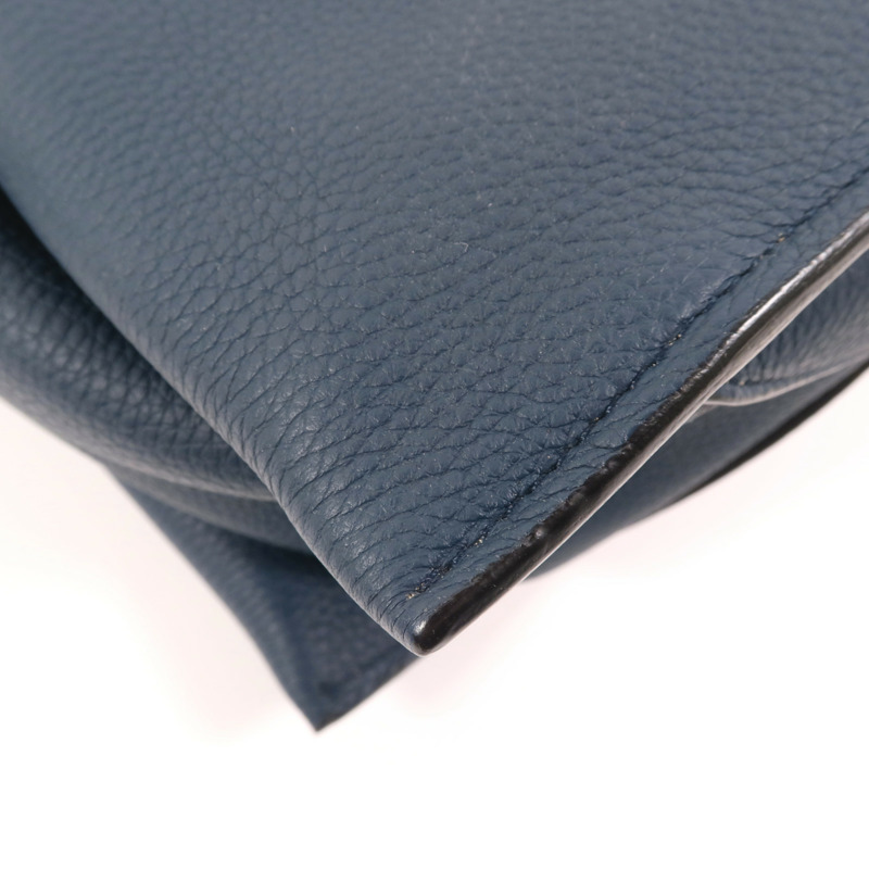 CELINE 牛皮皮革Tri-Fold金扣肩背袋-6