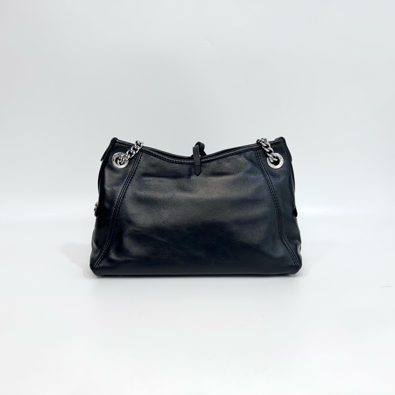 (已付訂）LV黑色羊皮銀鏈CarryAll Vibe BB肩側背包M12888-5