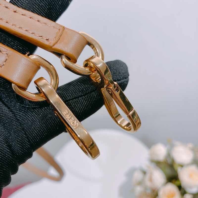 TW4565 LOEWE 羅威聯盛款迷你砌圖肩帶包包SUNA PUJITA LEMUR CALFSKIN MINI PUZZLE BAG-13