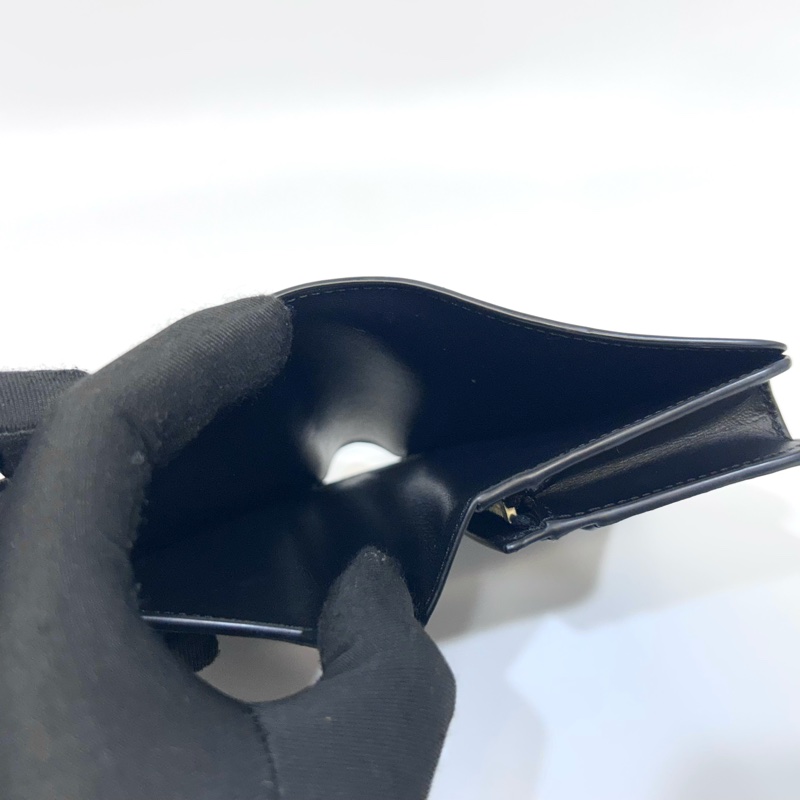 CELINE黑金牛皮TRIOMPHE下蓋短夾10K623DPV-18