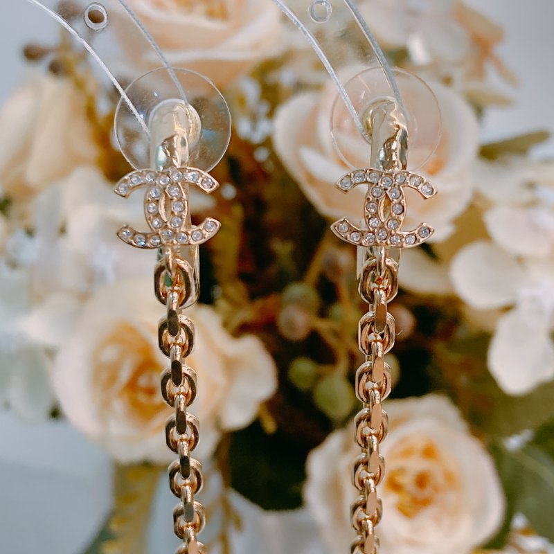 MS0392 Chanel 香奈兒 掛耳式 耳環 水鑽 金色 垂吊 CC Logo Circle Earrings With Ear Cuffs Crystal x GHW-2