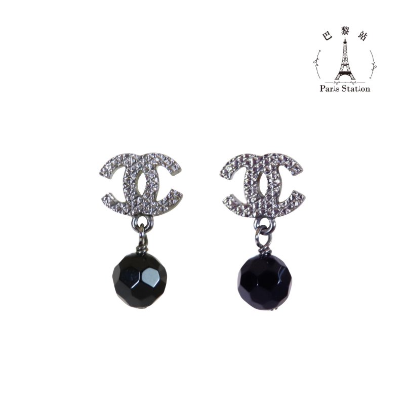 【巴黎站二手名牌專賣店】＊現貨＊CHANEL 香奈兒 真品＊銀色雙C黑色圓珠吊飾針式耳環-0
