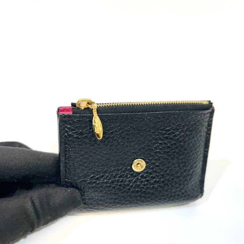 LV黑色牛皮拚桃粉內裡金釦Capucines XS三折短夾M68587-10
