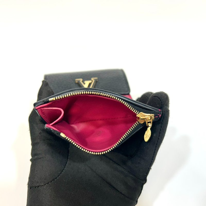 LV黑色牛皮拚桃粉內裡金釦Capucines XS三折短夾M68587-15