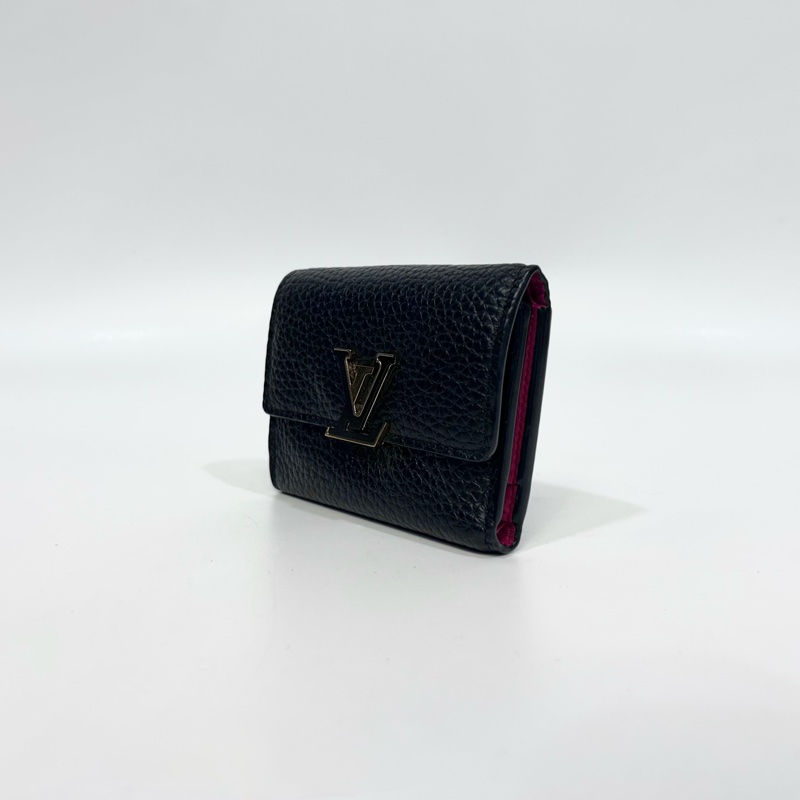 LV黑色牛皮拚桃粉內裡金釦Capucines XS三折短夾M68587-2