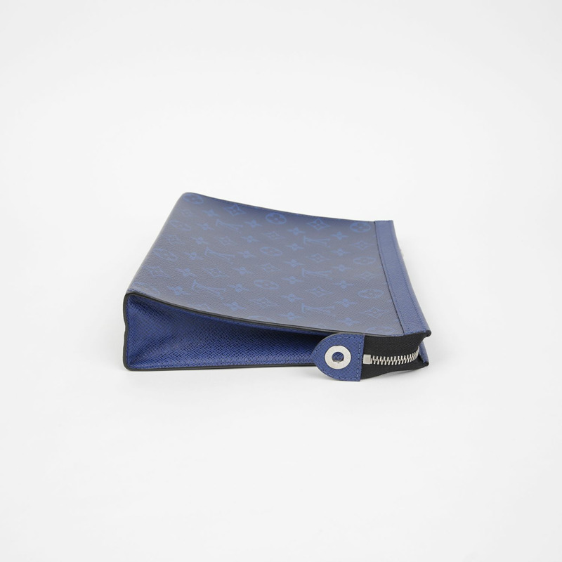 LOUIS VUITTON M30423 Pochette Voyage 中型手拿包-3