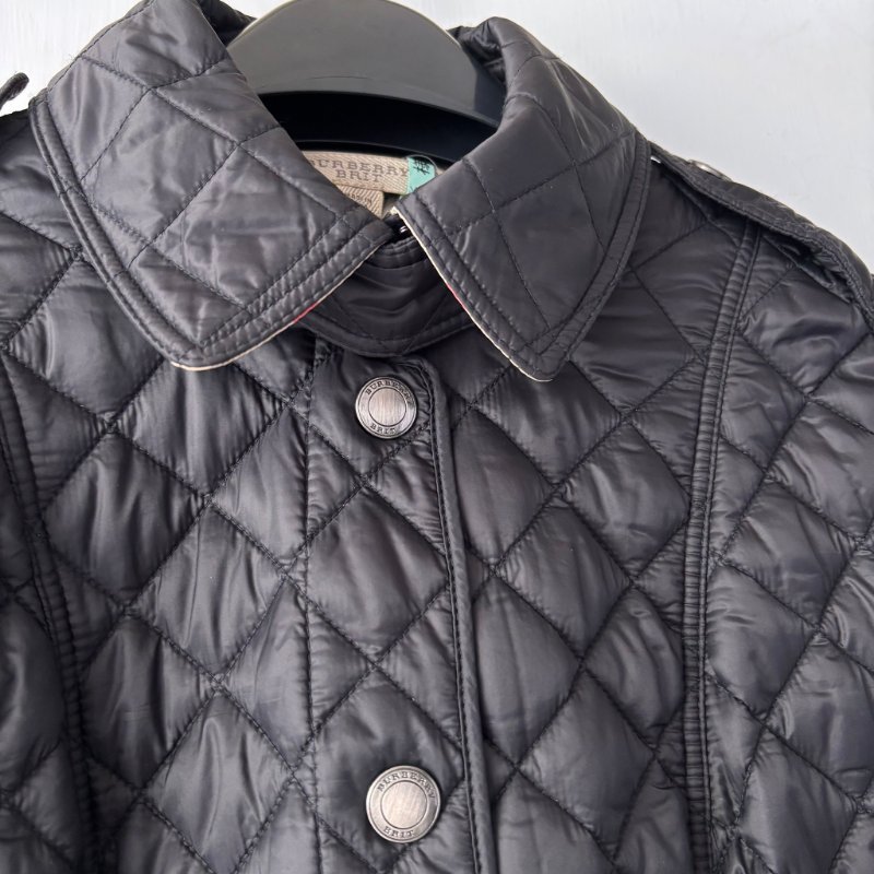 ::BURBERRY:: 黑色絎縫經典格紋外套S號-4