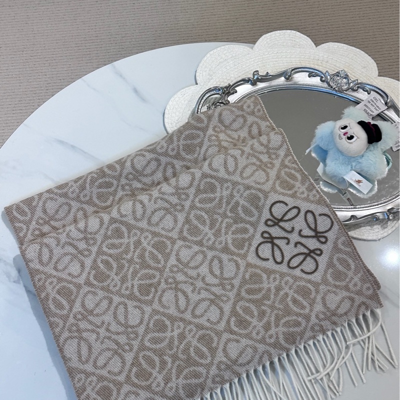 LOEWE Anagram scarf 羊絨羊毛頸巾奶茶色 米色-0