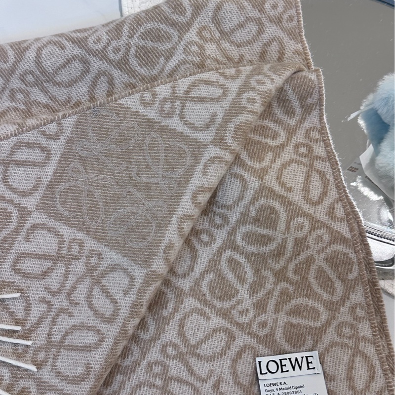 LOEWE Anagram scarf 羊絨羊毛頸巾奶茶色 米色-3