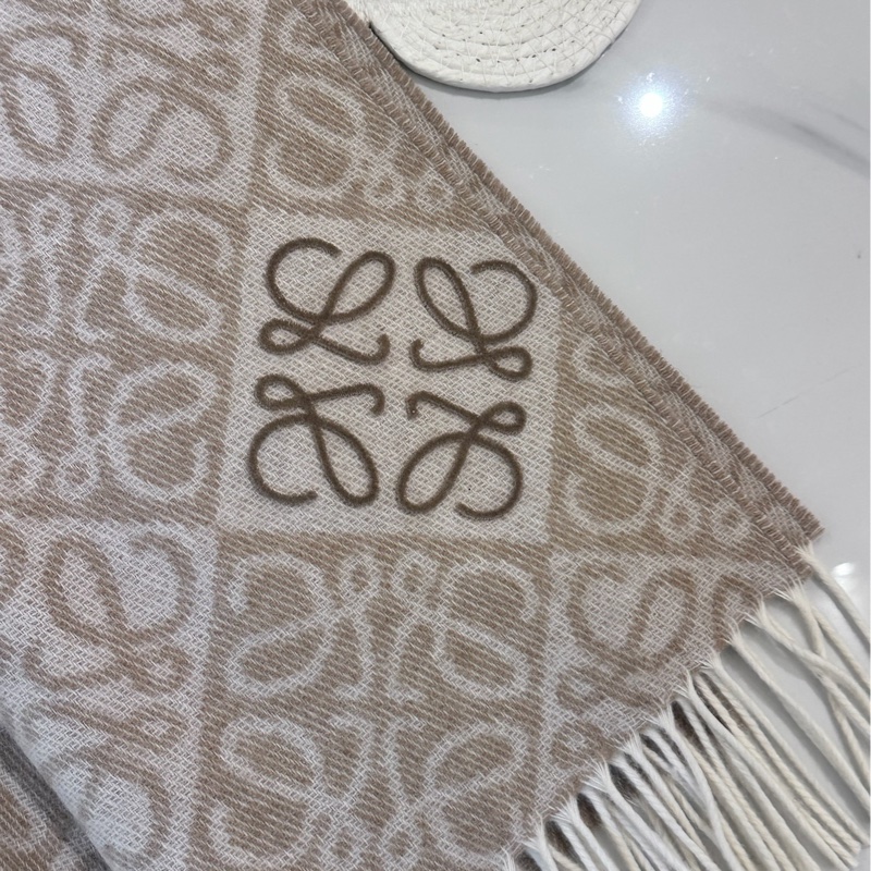 LOEWE Anagram scarf 羊絨羊毛頸巾奶茶色 米色-5