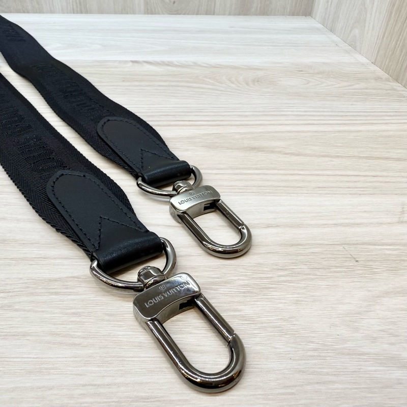 LV黑花銀釦Keepall 25手提斜背包M46271-15