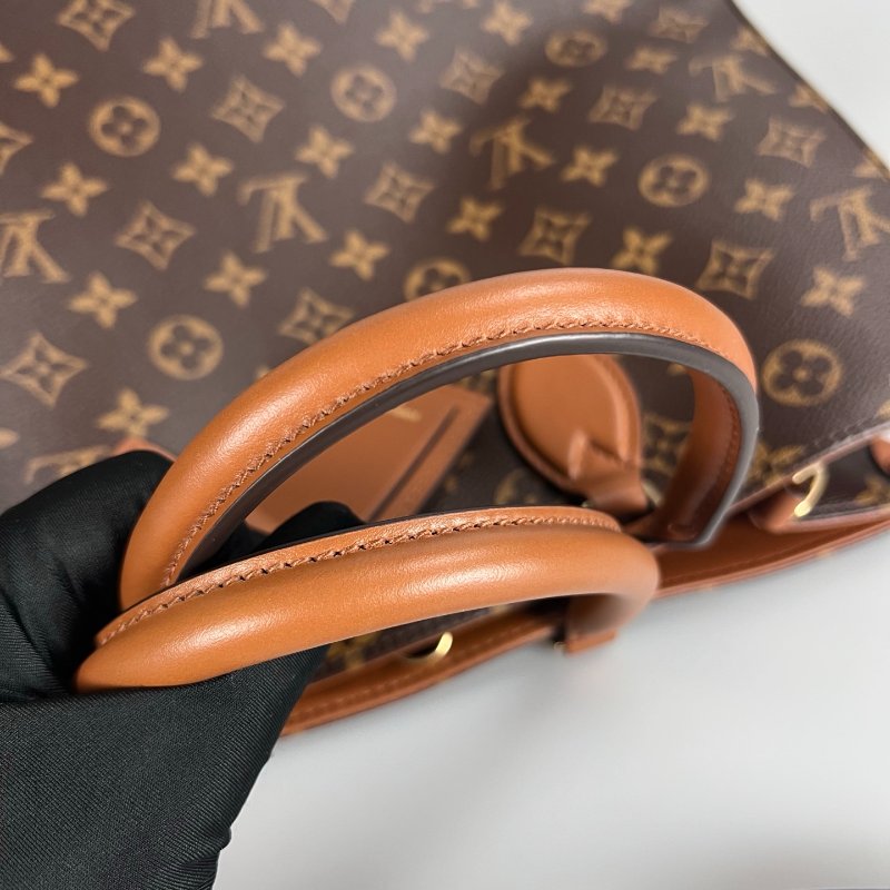 LV M14235/晶片款 OnTheGo Organizer托特包-8