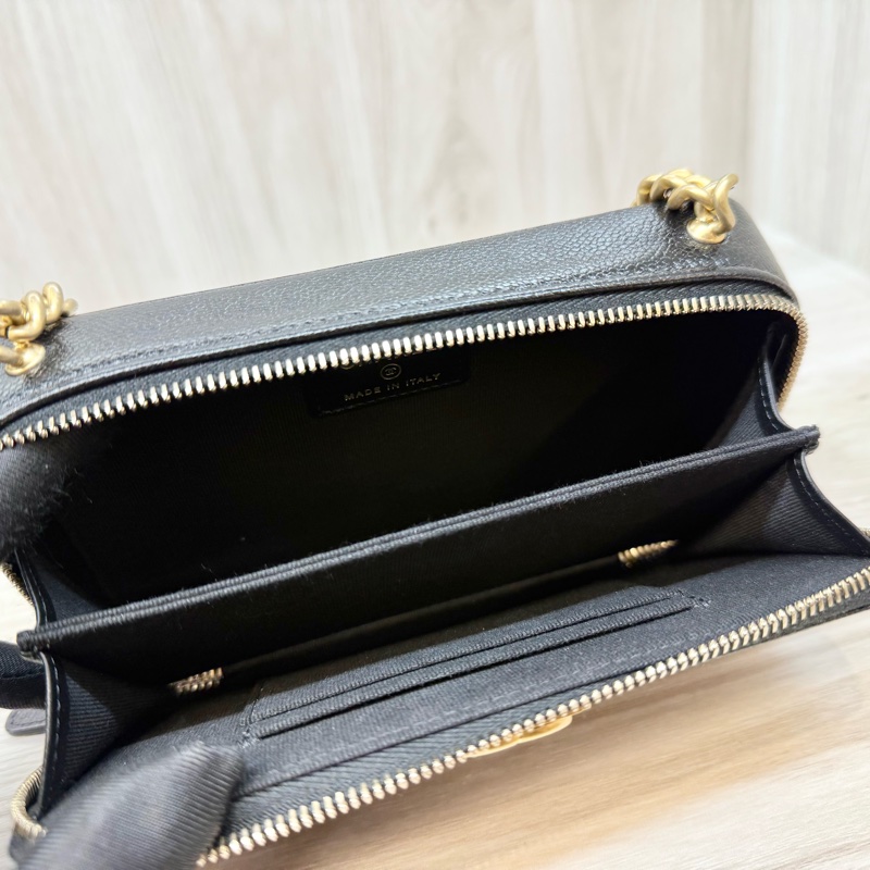 Chanel 黑金皮BOY方形側背包AP2756-11