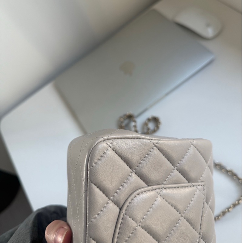 ✨Chanel 灰金大mini 晶片款 🤍 小羊皮 超級美的顏色！-13