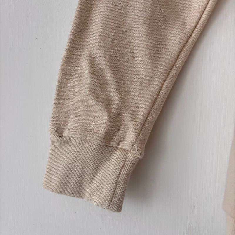 ::GUCCI:: 紅色字母LOGO 長袖棉T 童裝8號-12