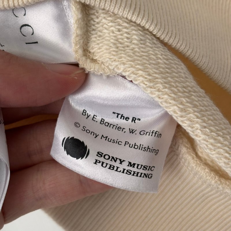 ::GUCCI:: 紅色字母LOGO 長袖棉T 童裝8號-16