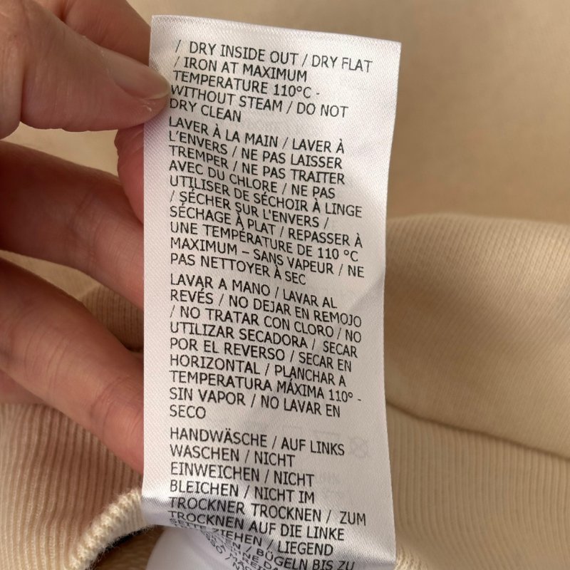 ::GUCCI:: 紅色字母LOGO 長袖棉T 童裝8號-17