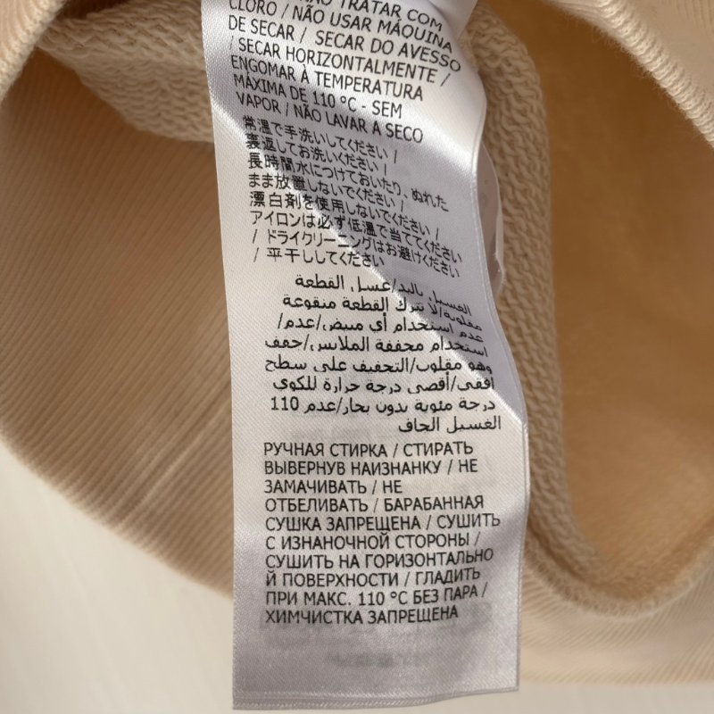 ::GUCCI:: 紅色字母LOGO 長袖棉T 童裝8號-18