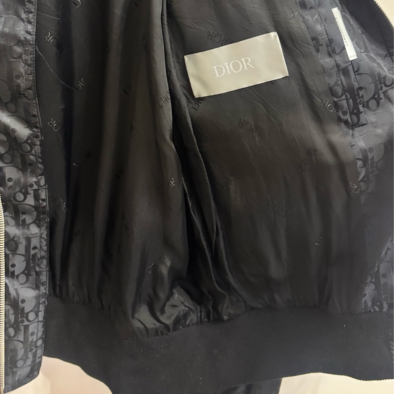 Dior Oblique 緹花飛行夾克男女都可以穿-14
