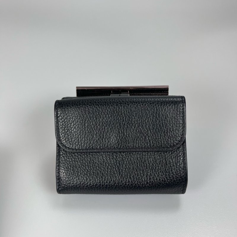 CHLOE 黑皮革釦式短夾-1