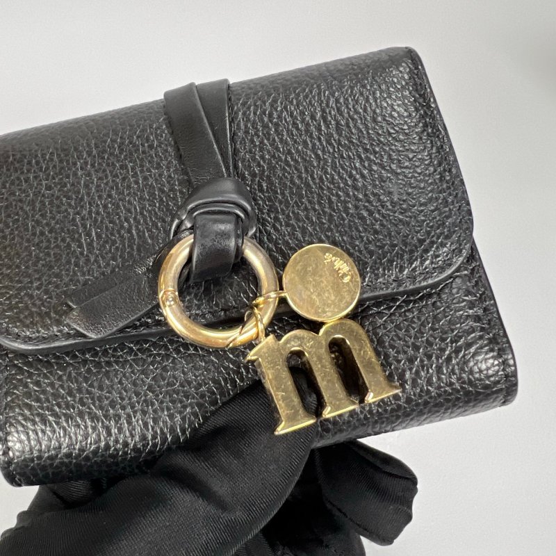 CHLOE 黑皮革釦式短夾-8