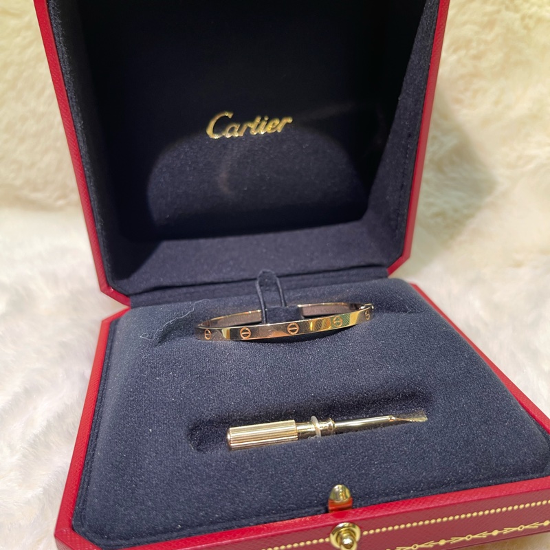 cartier 卡地亞Love 系列版手鈪 玫瑰金色XB757-1