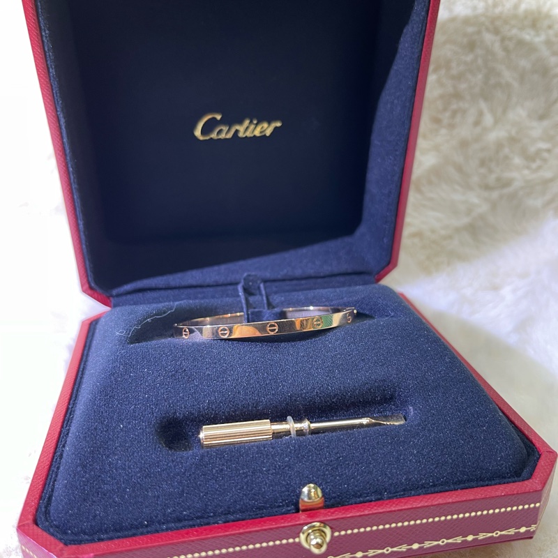 cartier 卡地亞Love 系列版手鈪 玫瑰金色XB757-2