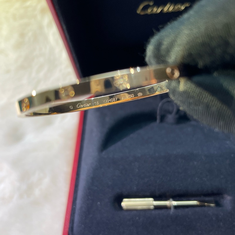 cartier 卡地亞Love 系列版手鈪 玫瑰金色XB757-19