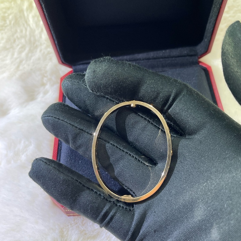 cartier 卡地亞Love 系列版手鈪 玫瑰金色XB757-24