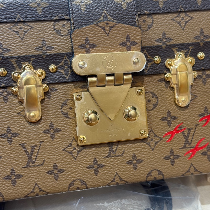 LV 限量款 秀款 硬盒包-2