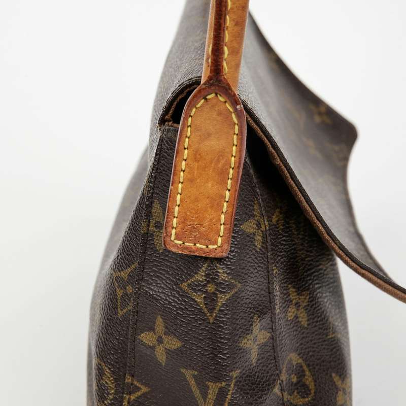 LOUIS VUITTON M51147 環形迷你肩背包-5