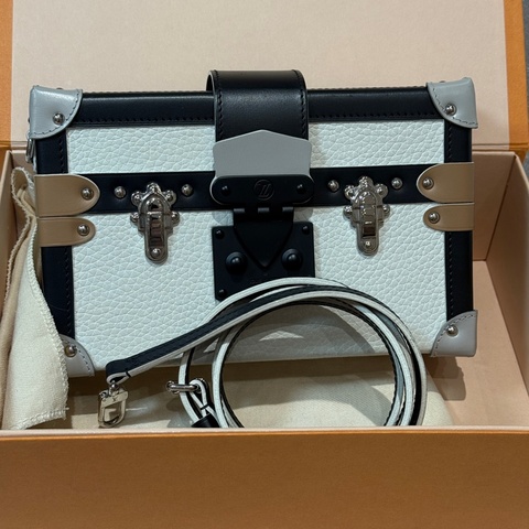 LV 限量款 秀款 硬盒包