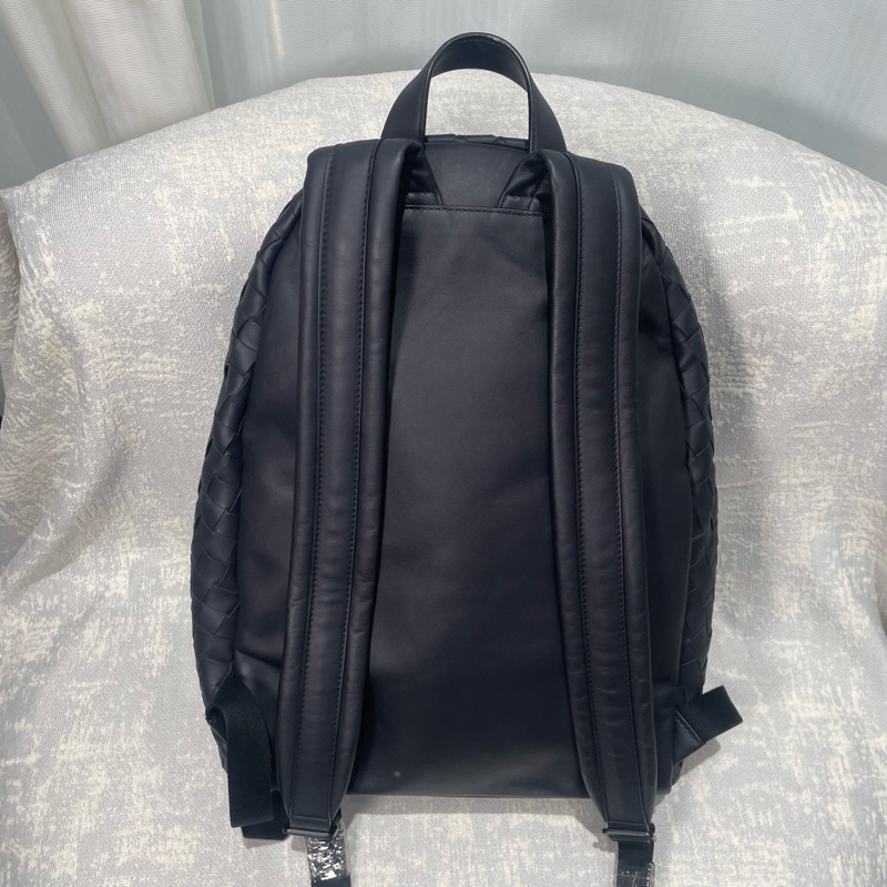 BV 全牛皮後背包 深藍色-1