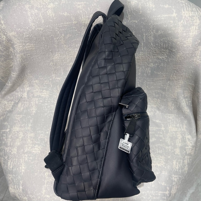 BV 全牛皮後背包 深藍色-3