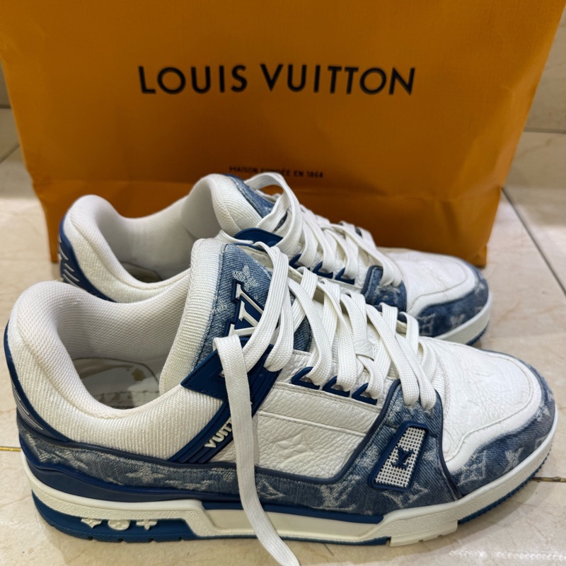 LV trainer白藍牛仔 9碼 二手便宜出 編號2510156835-1