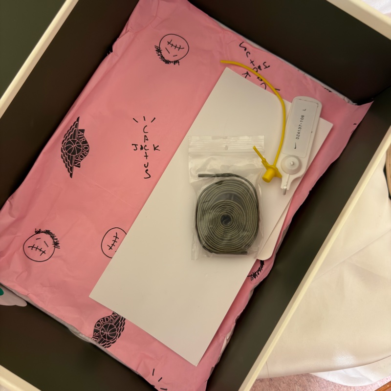 Travis Scott x Air Jordan 1 OG "Olive" 橄欖綠-10