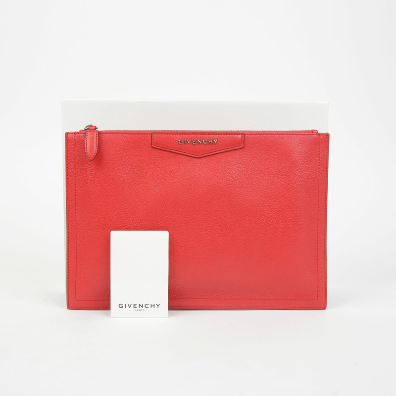 GIVENCHY Antigona 中型離合器 06821012-0