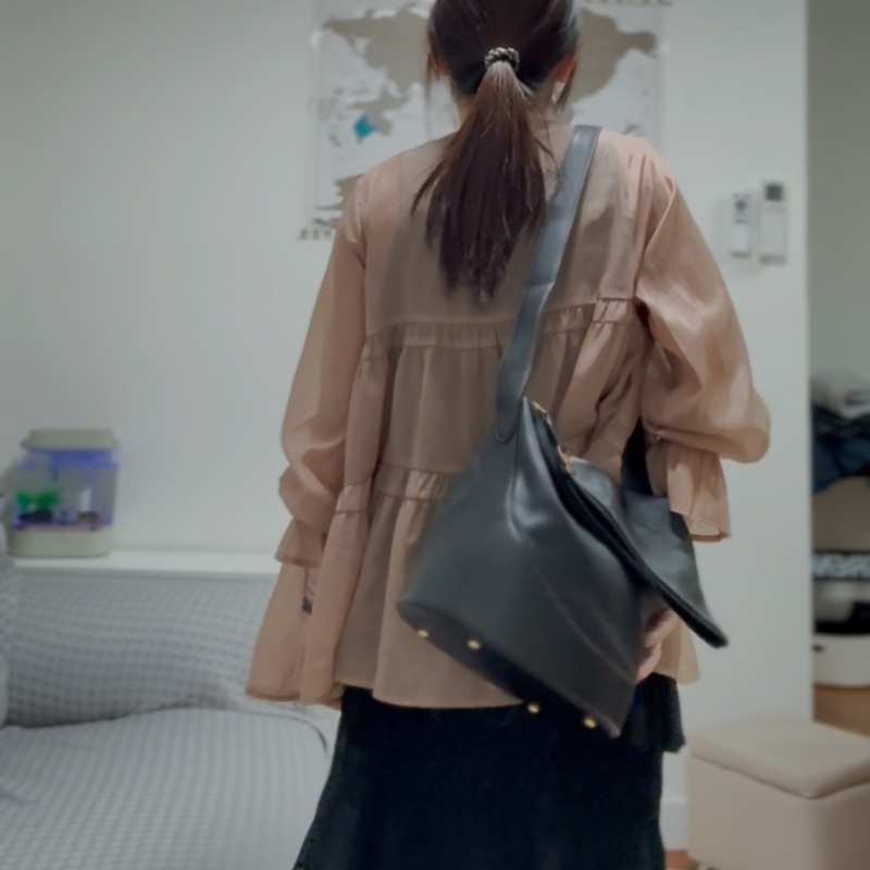 LOEWE 異形水桶肩背斜挎包 黑色-3