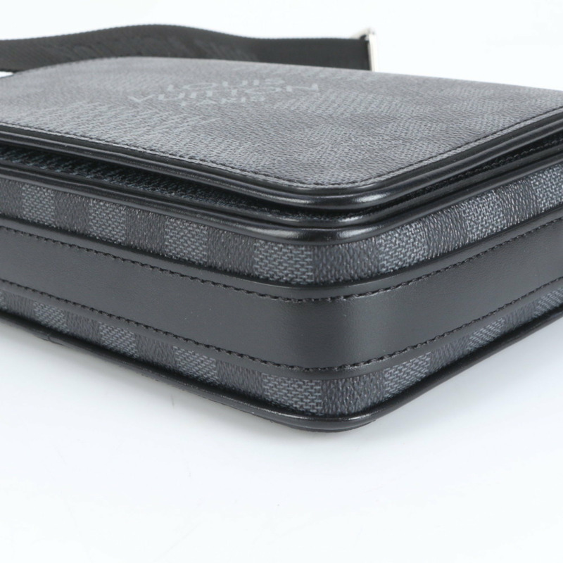 路易威登 Damier Graphite 3D Studio 男士真皮單肩斜背包，附 RFID 防盜功能-4