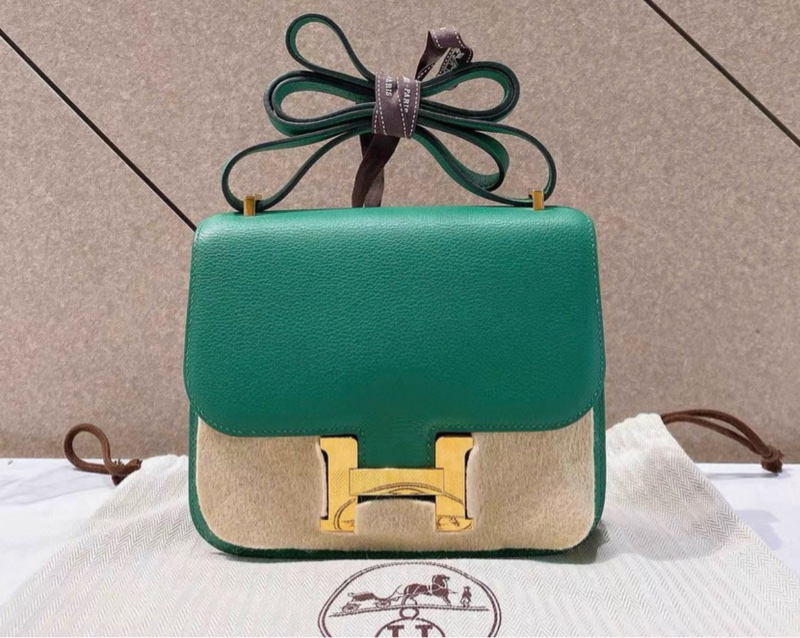 98-99新 Hermes Mini constance 康康 19 丝绒绿金扣 A刻 丝绒绿搭配金扣  精致复古调像极了一只高贵的孔雀-1