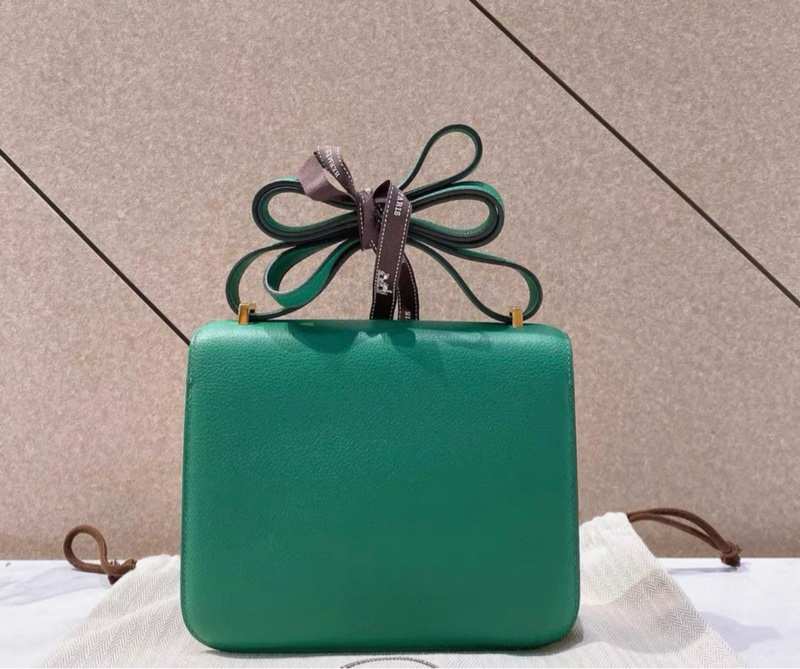 98-99新 Hermes Mini constance 康康 19 丝绒绿金扣 A刻 丝绒绿搭配金扣  精致复古调像极了一只高贵的孔雀-2