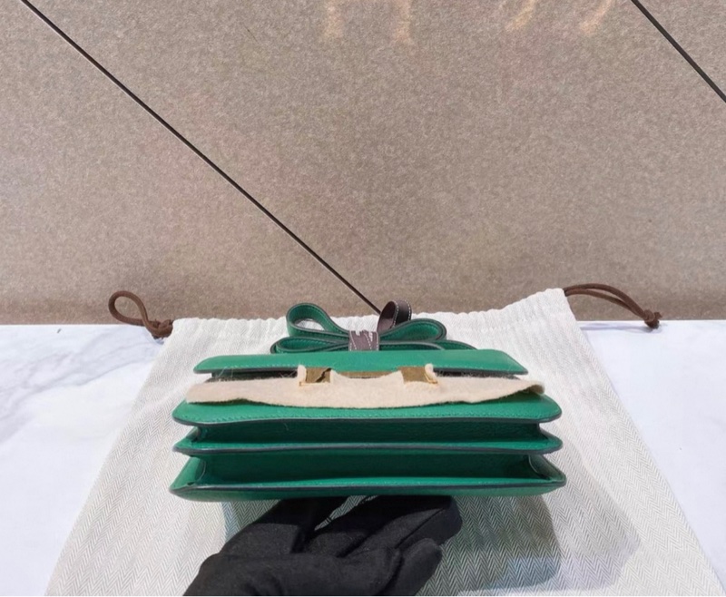 98-99新 Hermes Mini constance 康康 19 丝绒绿金扣 A刻 丝绒绿搭配金扣  精致复古调像极了一只高贵的孔雀-5