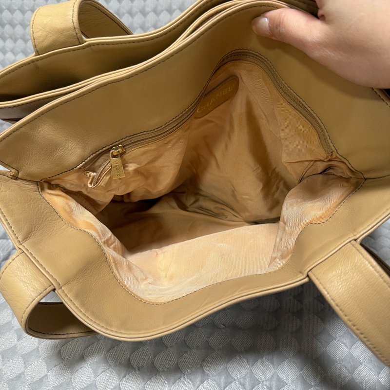 【大減價！】【稀有】Chanel Handbag 香奈兒 肩背包 全牛皮 杏色 奶茶色-12