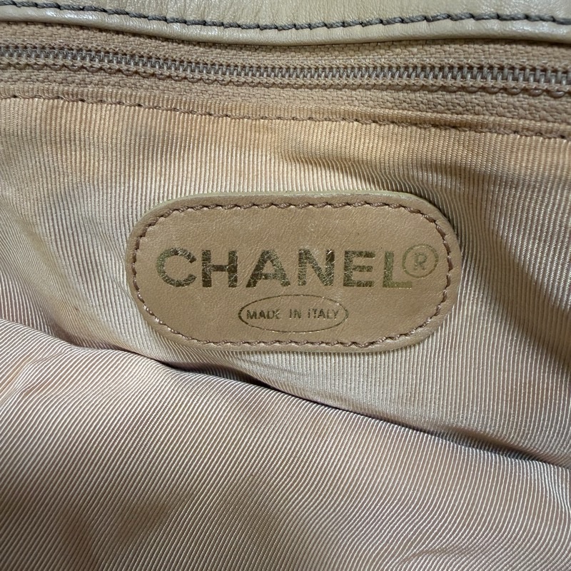 【大減價！】【稀有】Chanel Handbag 香奈兒 肩背包 全牛皮 杏色 奶茶色-4