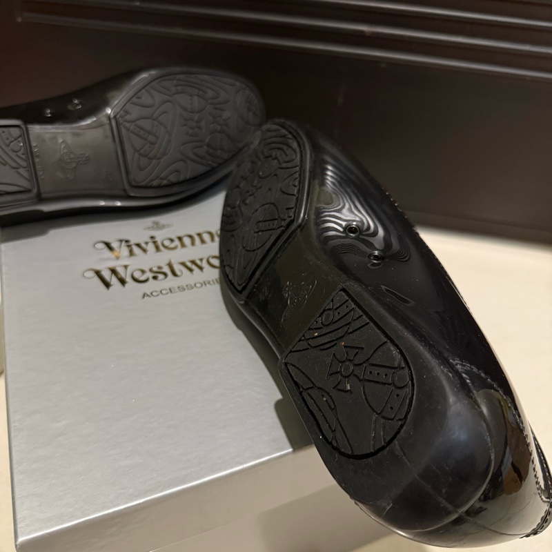 Vivienne Westwood男膠鞋42碼-9成新-僅穿過一次-防水材質-原價8800元-12