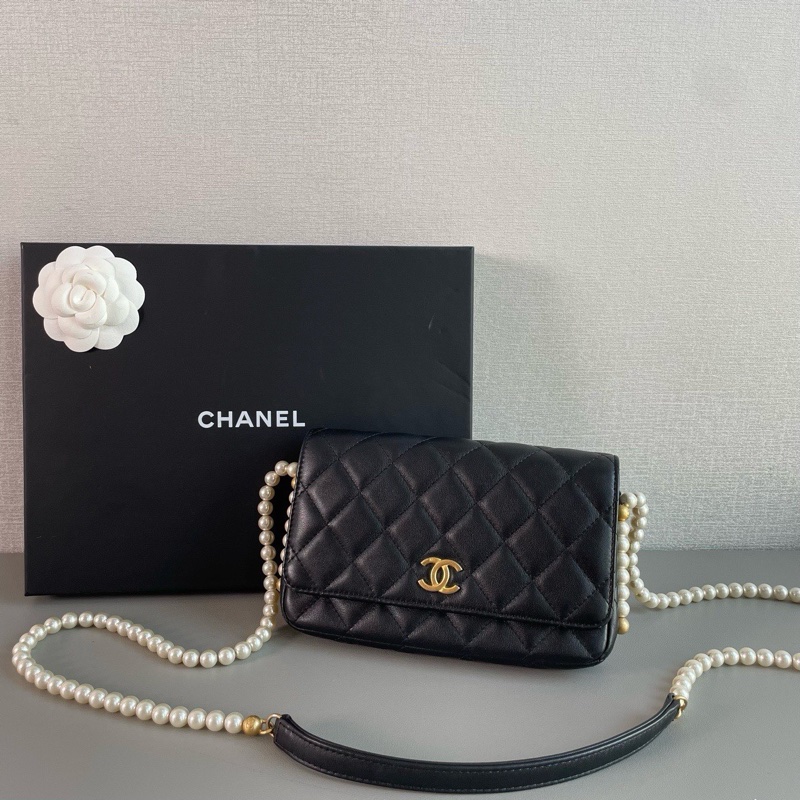 ✨Chanel 黑金珍珠鏈條 woc-3