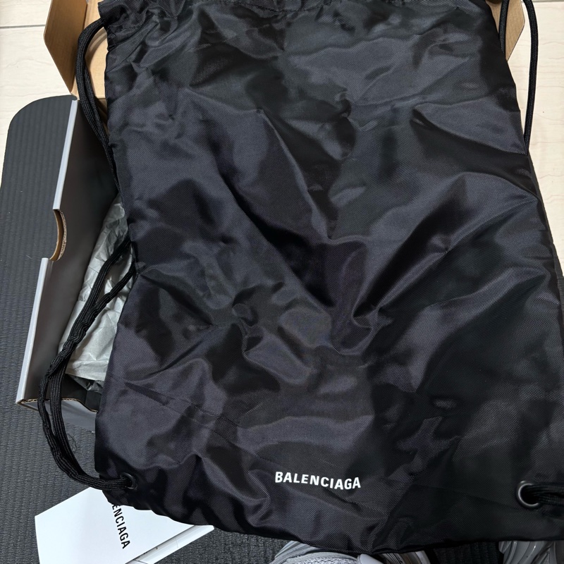 三井outlet購入 近全新 少量灰色寬balenciaga 巴黎世家track 運動鞋-10